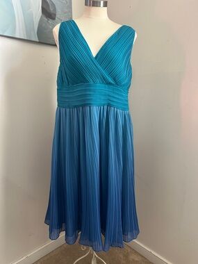 Sigrid Olsen Teal to Blue Pleated V-Neck Dress sz 14